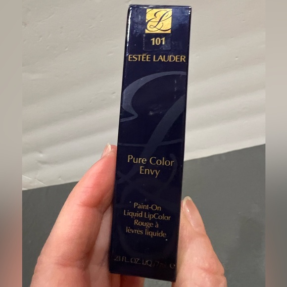 NIB Estée Lauder Pure Color Envy Liquid Matte Lipcolor in Naked Ambition - Picture 2 of 4